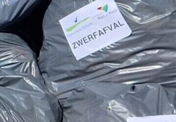 25 Volle vuilniszakken